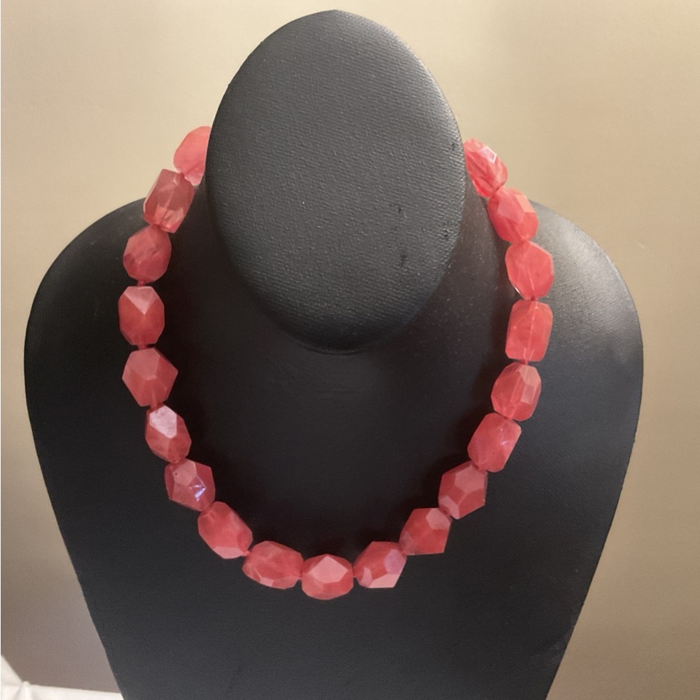 CINER/AnnTaylor genuine pink  chunky semiprecious stone necklace.